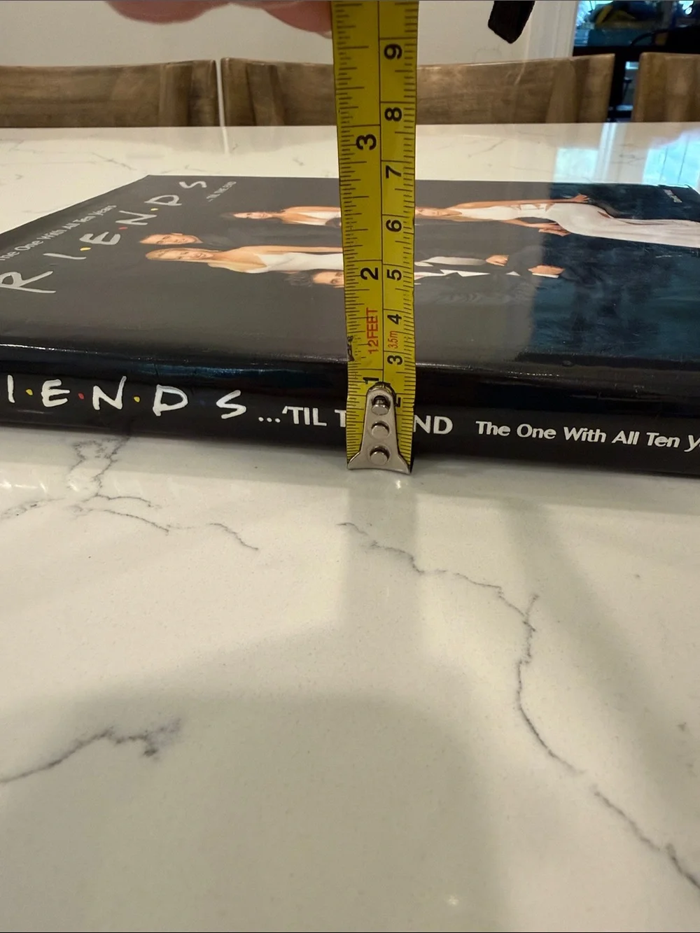 FRIENDS “Friends... 'Til the End: The One with All Ten Years